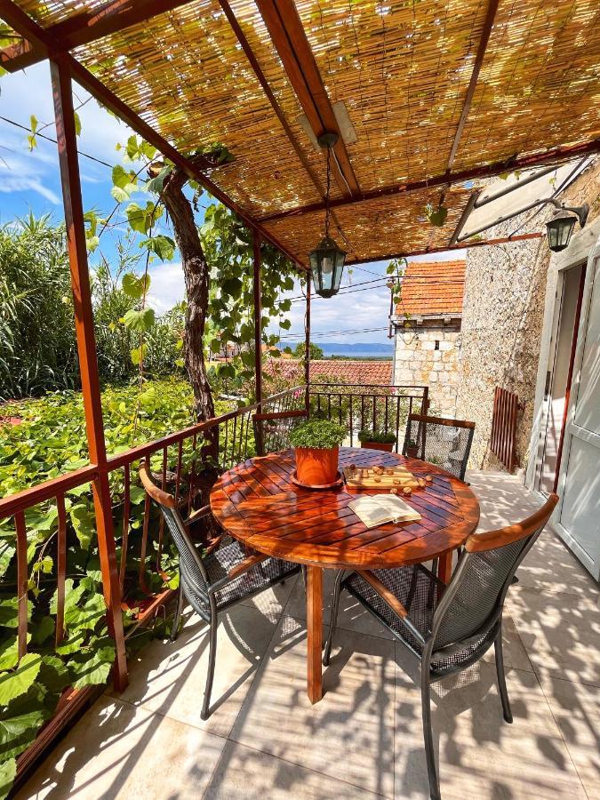 Holiday Home Skala With Hot Tub & Kala With Terrace Pitve Exterior photo