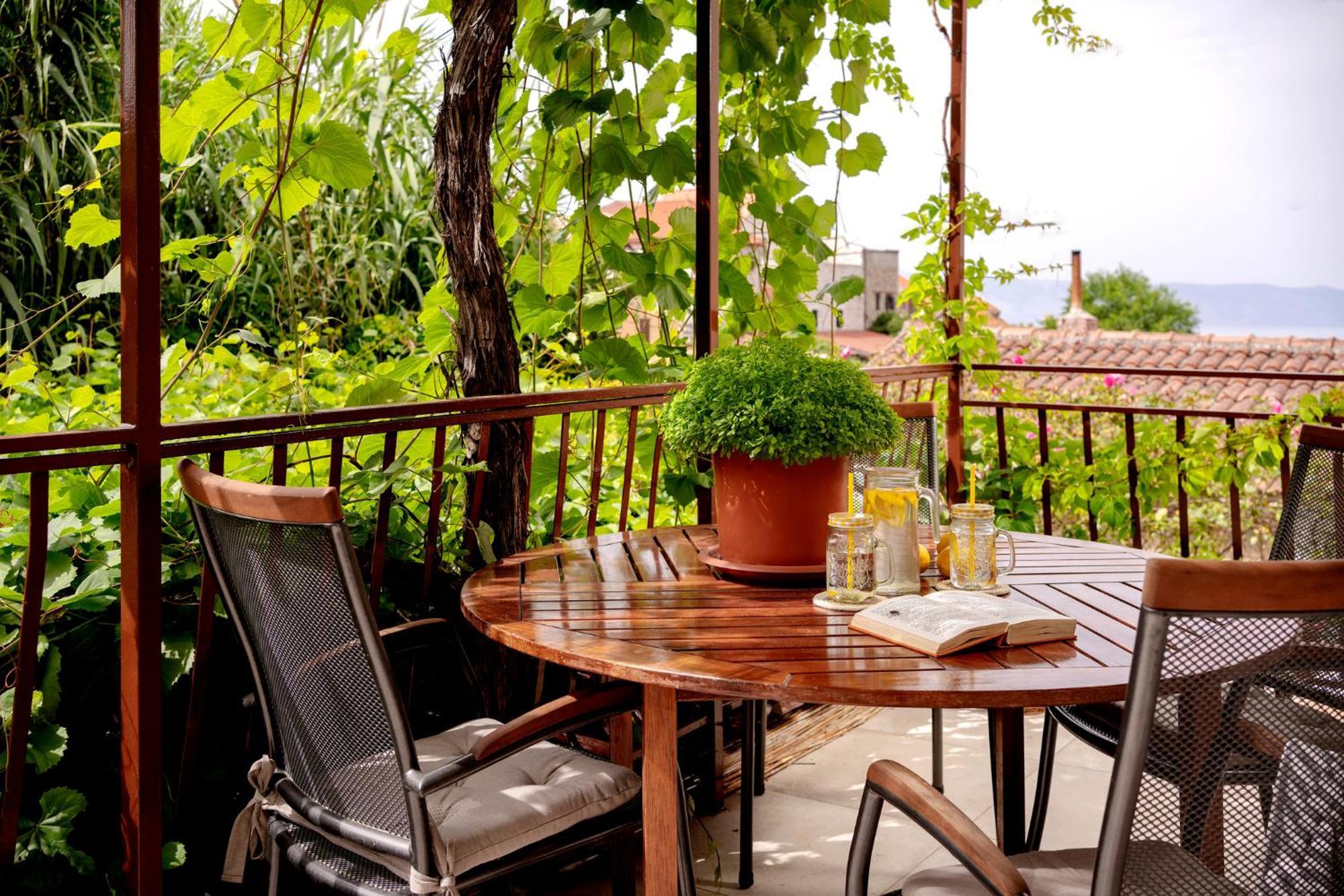 Holiday Home Skala With Hot Tub & Kala With Terrace Pitve Exterior photo